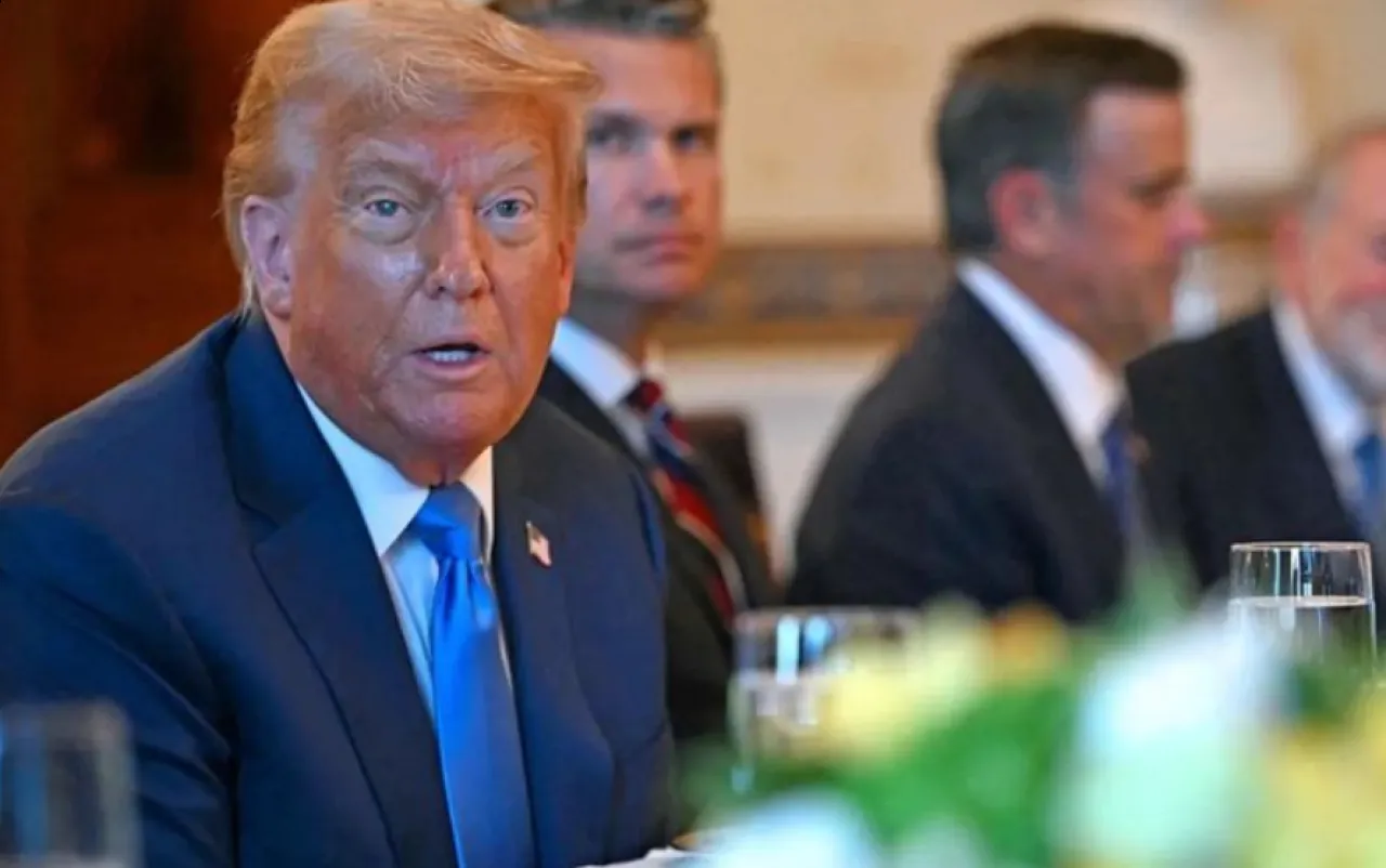 ترمب يوضح حول (الاجتماع السري) بشأن غزة