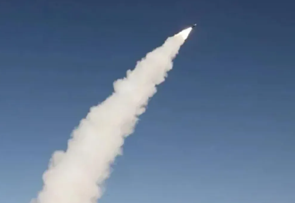 جيش الاحتلال يعلن اعتراض صاروخ أطلق من اليمن