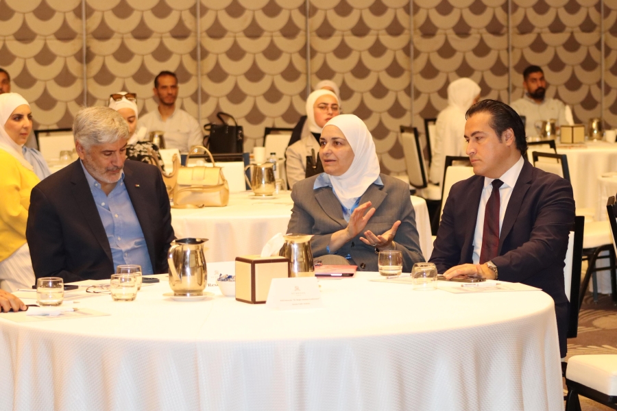 العزام تفتتح ورشة هي تقود وتدعو إلى بيئة أكثر إنصافا في قطاع الطاقة (صور)