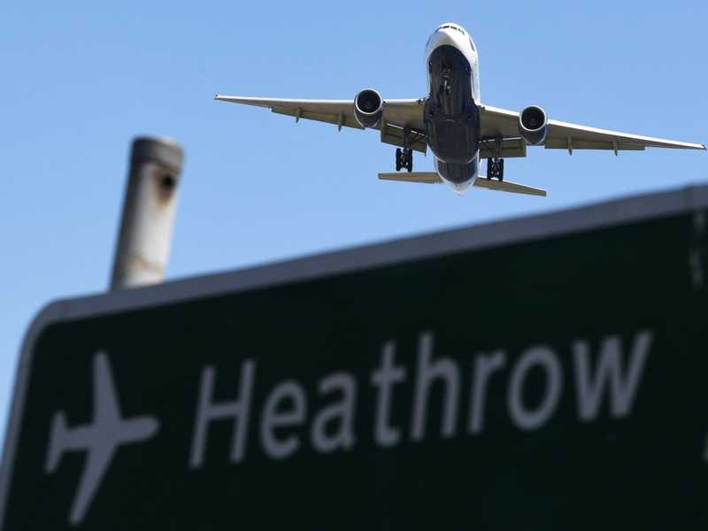 مطار هيثرو يعتزم رفع رسوم الهبوط بنسبة 17 بالمئة