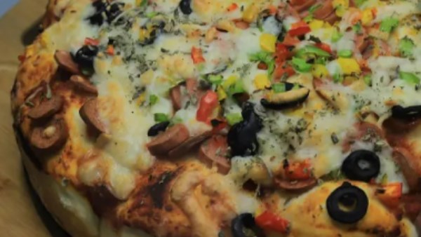 طريقة عمل بيتزا خلية النحل بمذاق لا يقاوم