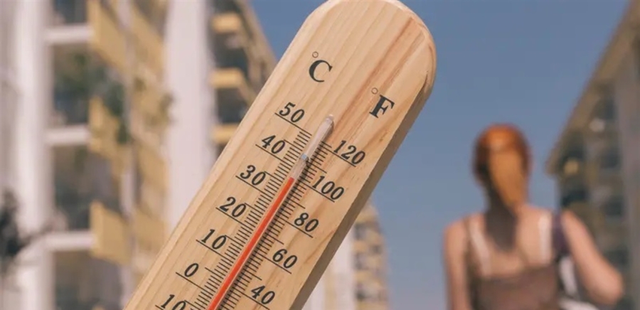 دولة تسجل درجات حرارة قياسية غير مسبوقة منذ نحو 30 عاماً!