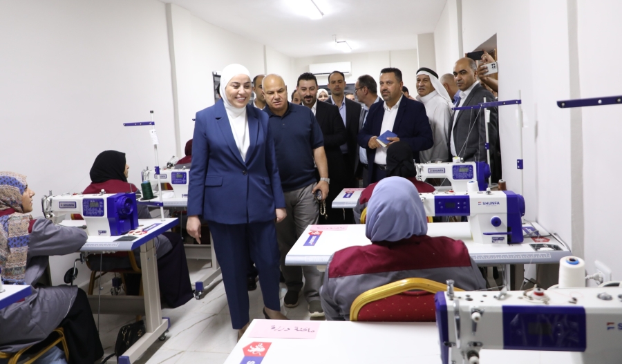 وزيرة التنمية الاجتماعية تفتتح مشغل خياطة لدعم تمكين المرأة في الأغوار الشمالية