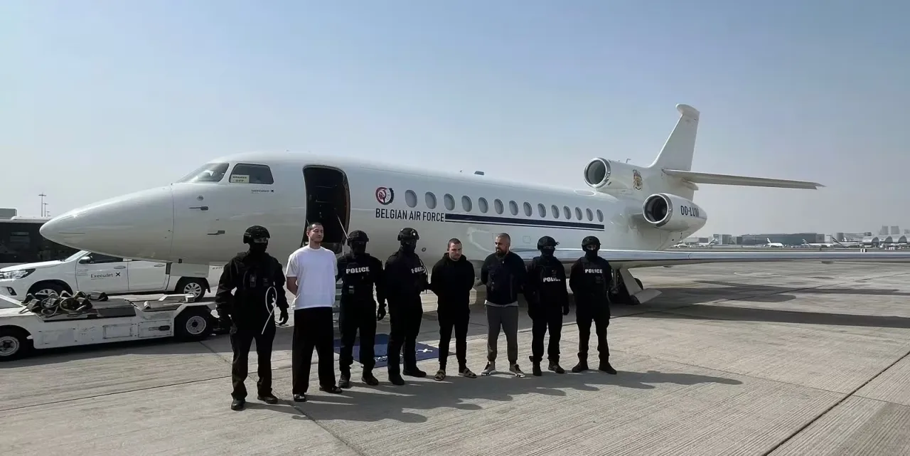 شرطة دبي تعتقل 3 بلجيكيين وتسلمهم للإنتربول