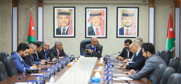 السياحة النيابية تطالب الحكومة بدعم البترا