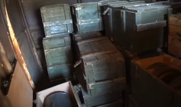 جيش الاحتلال يضبط 3 أطنان من الأسلحة في مقر تابع لقوات بشار الأسد