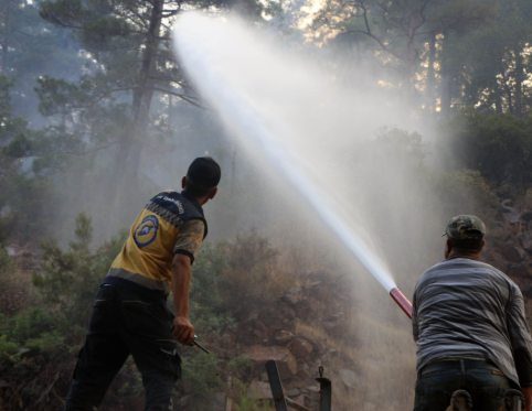 سوريا: نتحقّق من أسباب حرائق اللاذقية ولا أدلة حتى الآن على افتعالها