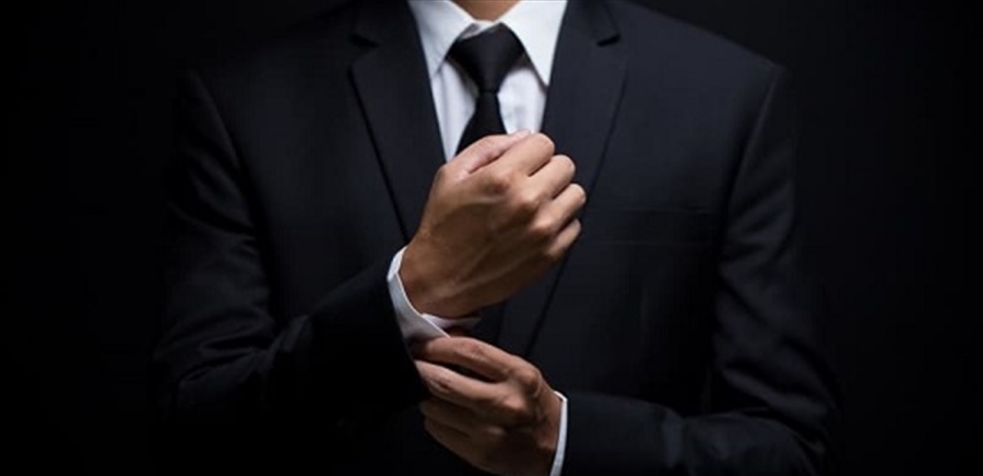 كان يُعاني من مرض نفسي .. كشف ملابسات وفاة برلماني سابق بظروف غامضة