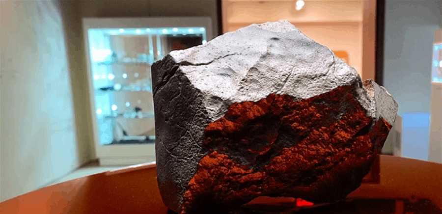 أكبر قطعة من المريخ ستباع في مزاد علني .. كم يصل سعرها؟