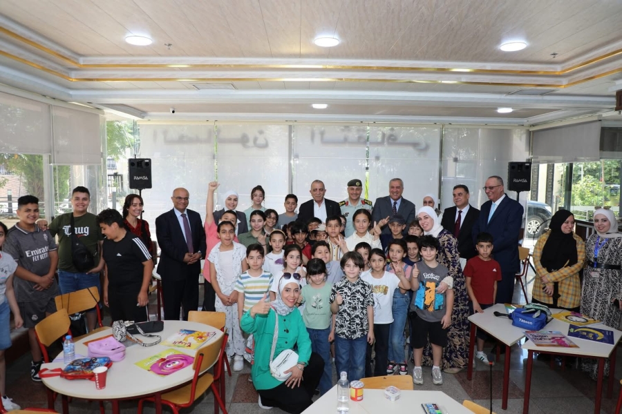 الوزير الرواشدة يكرم كوكبة من موظفات وموظفي المكتبة الوطنية للمبادرات (صور)