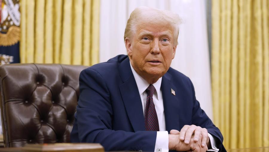 ترامب يلتقي رئيس الوزراء القطري لبحث جهود وقف إطلاق النار في غزة