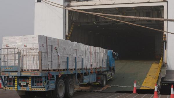 عملية “الفارس الشهم 3” تُعلن عن بدء تحميل سفينة “خليفة” لدعم غزة