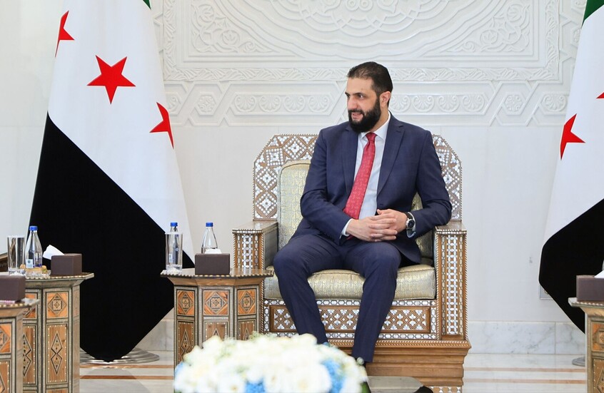 موقع عبري: استعراض الحماقة الإسرائيلي في سوريا.. أحمد الشرع ليس يحيى السنوار