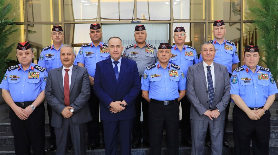 بالصور...مدير الأمن العام يكرّم ألوية متقاعدين