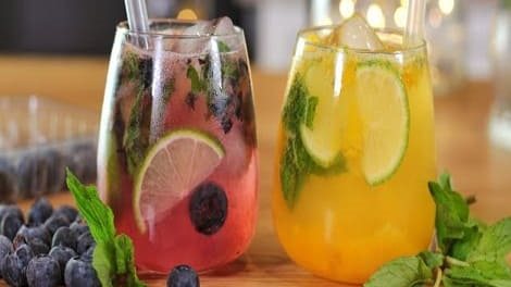 منعش ولذيذ .. طريقة تحضير موهيتو الكركديه