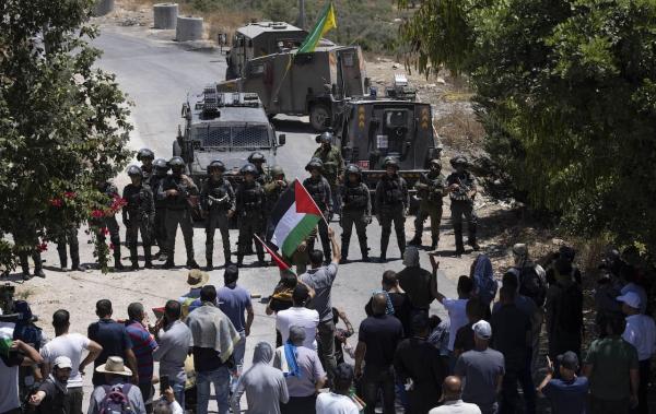 69 تجمعًا فلسطينيًا هُجّروا من الضفة الغربية بفعل المستوطنين منذ 2023