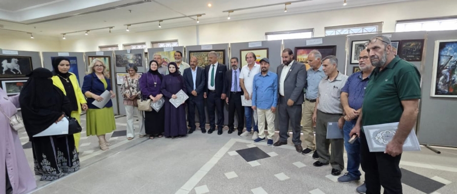 اربد: 29 فناناً يستعرضون لوحاتهم بمعرض الكبار للفنون التشكيلية