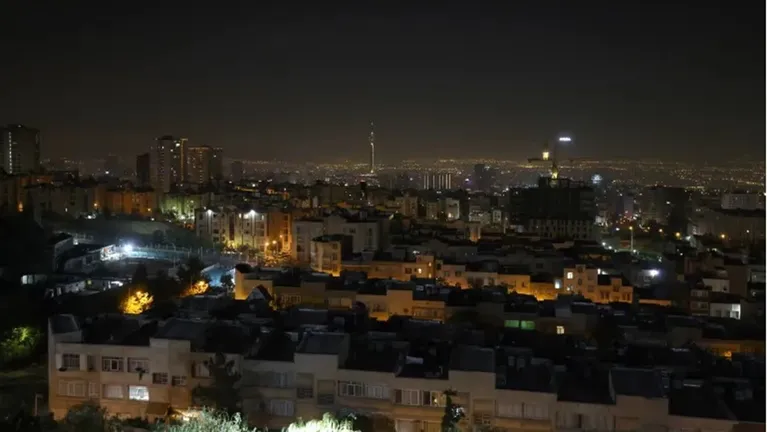 إصابات جراء انفجارين شمال إيران