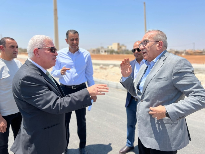وزير الأشغال يتفقد مشاريع خدمية في الرمثا
