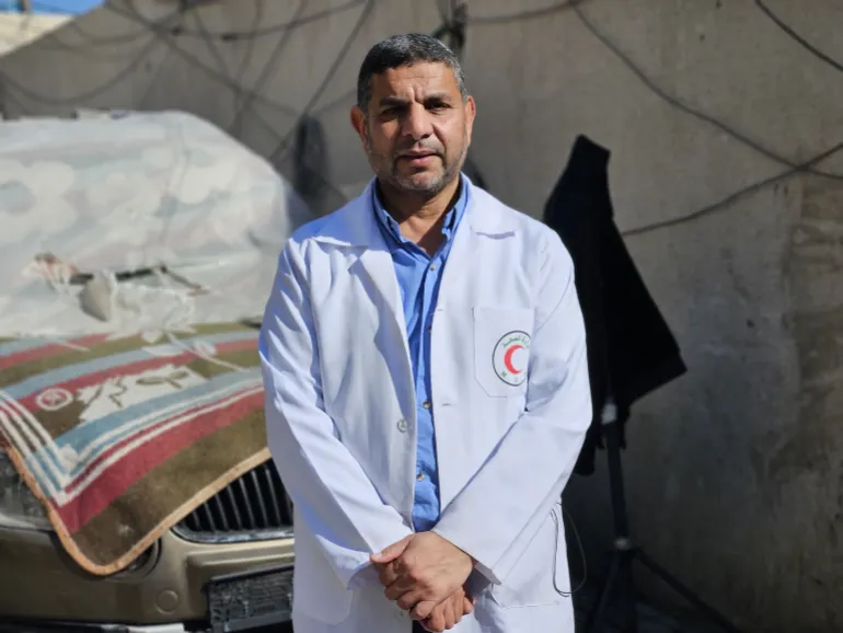 الاحتلال يعتقل مدير المستشفيات الميدانية بغزة مروان الهمص