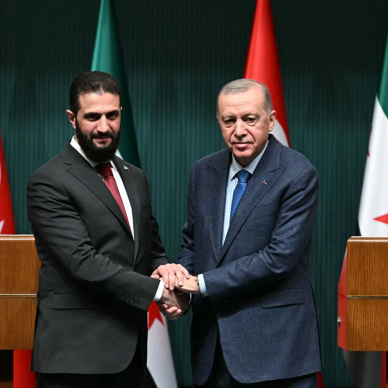 أردوغان : لن أترك الشرع وحده