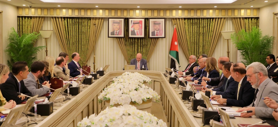 رئيس مجلس الأعيان يلتقي وفداً برلمانياً بريطانياً