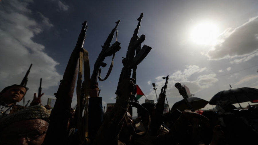 إسرائيل تعترض صاروخا أطلق من اليمن