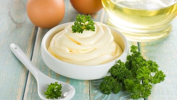 مايونيز بيتي بدون فشل.. طريقة ناجحة من أول مرة بمكونات بسيطة