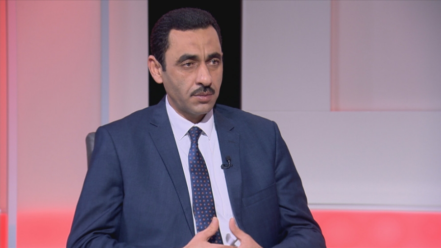 رئيس الوزراء يستقبل الدكتور نزار المهيدات ويشيد بجهوده في إدارة الغذاء والدواء