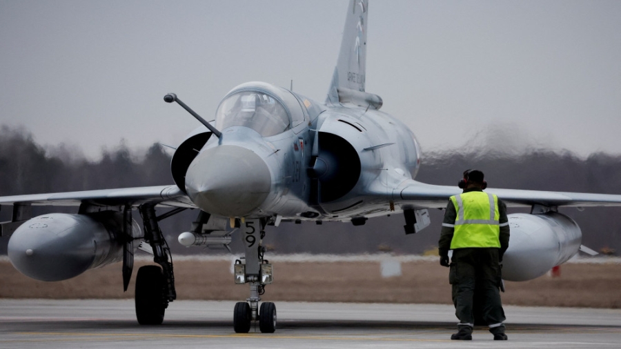 أوكرانيا تفقد أولى مقاتلاتها الفرنسية من نوع ميراج في حادث تحطم