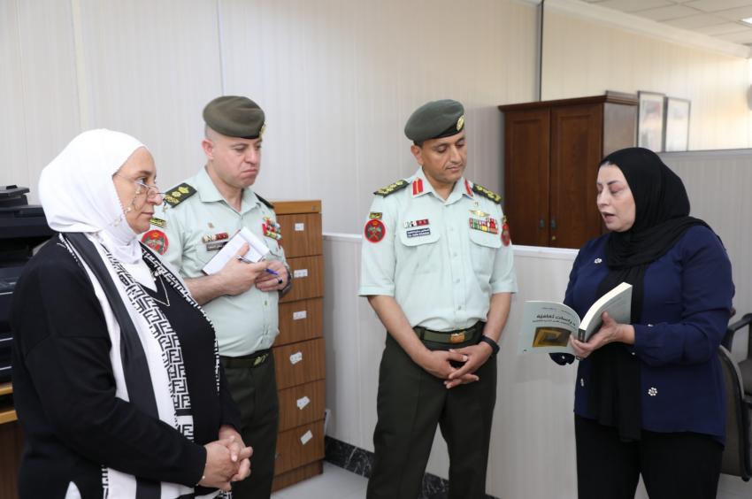 بالصور...توقيع مذكرة تعاون بين دائرة المكتبة الوطنية والقوات المسلحة الأردنية