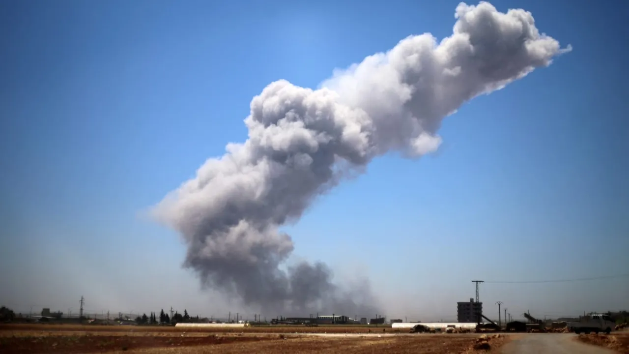 انفجار في شمال إدلب يخلّف 6 قتلى و100 جريح