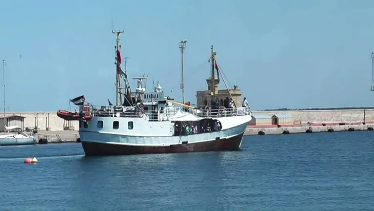 تحالف أسطول الحرية: انقطاع الاتصال بسفينة حنظلة