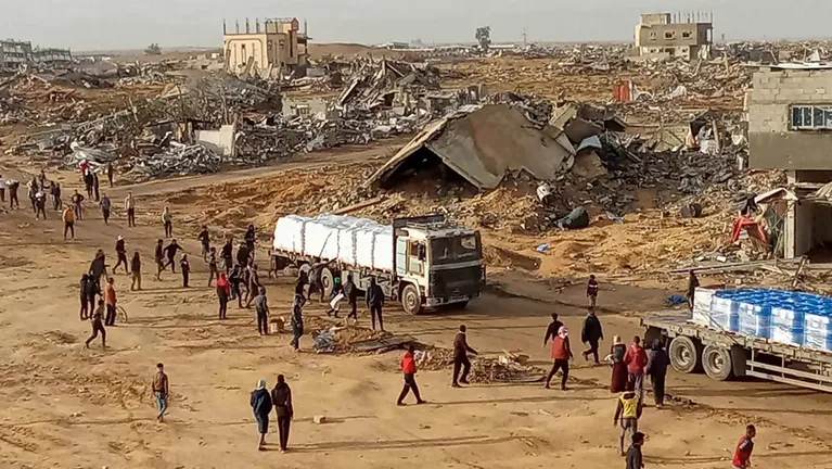 سي إن إن: تقرير داخلي أميركي لم يجد دليلا على حماس بشأن سرقة المساعدات