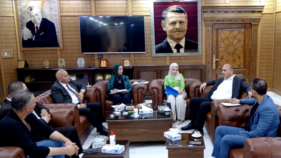 بلدية السلط و تنظيم النقل تبحثان تطوير الخدمات في المدينة