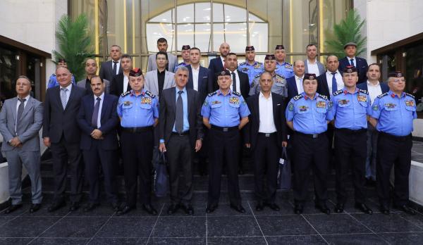 مدير الأمن العام يكرّم كبار الضبّاط المتقاعدين