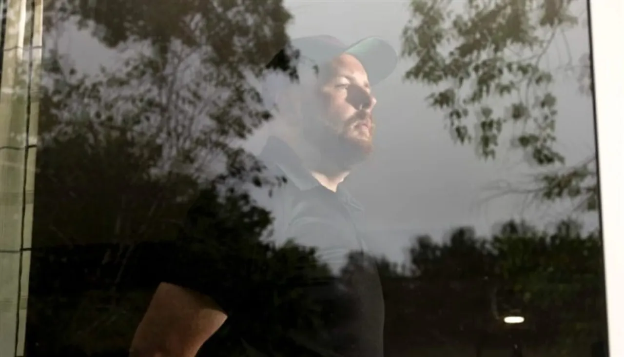 روبوت دردشة يقنع رجلاً بأنه عبقري.. والنتيجة دخول مستشفى نفسي!