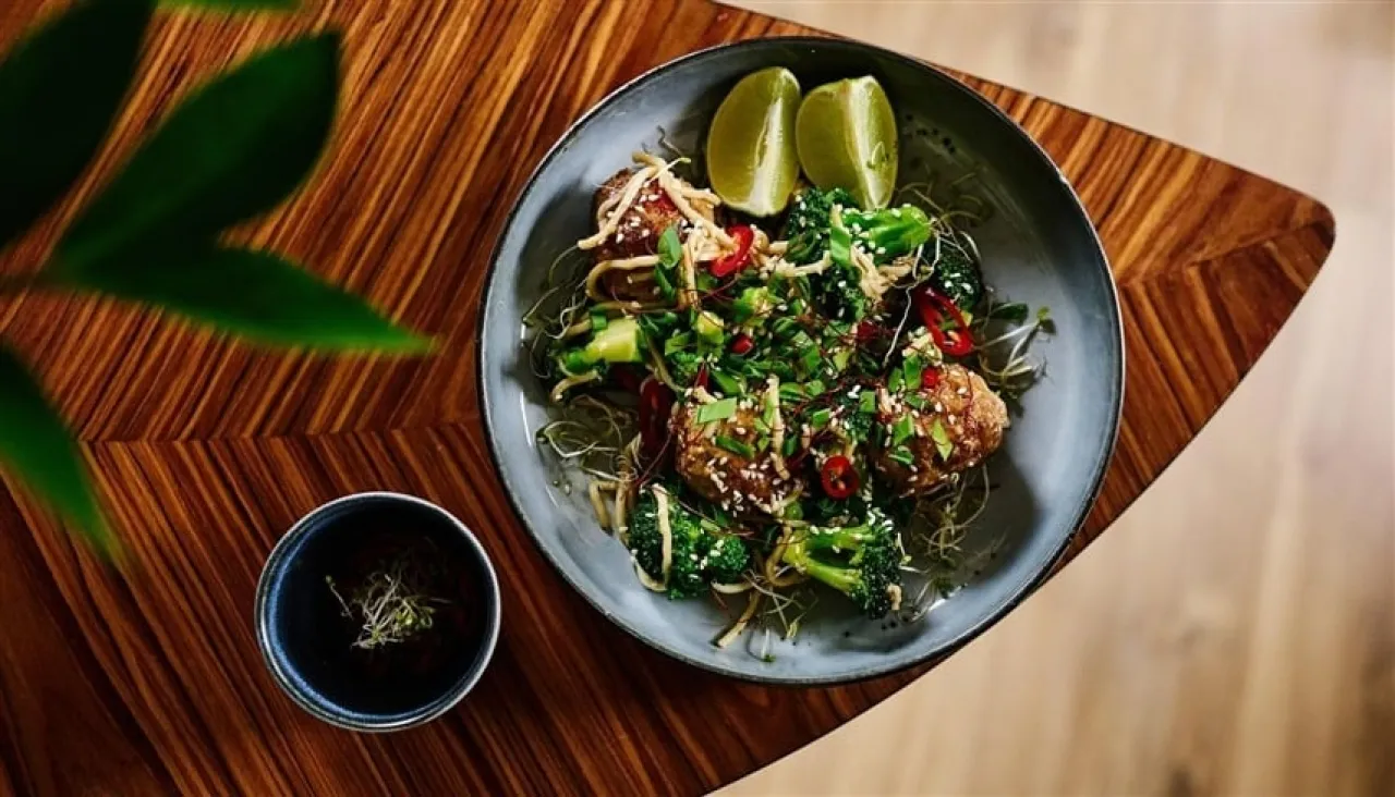 أفضل الوصفات لعشاء سريع بلا طهي تناسب الأجواء الحارة