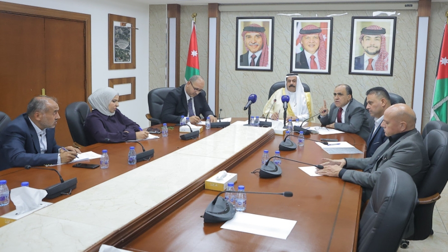 لجنة النقل النيابية تناقش مسودة نظام تنظيم التطبيقات الذكية