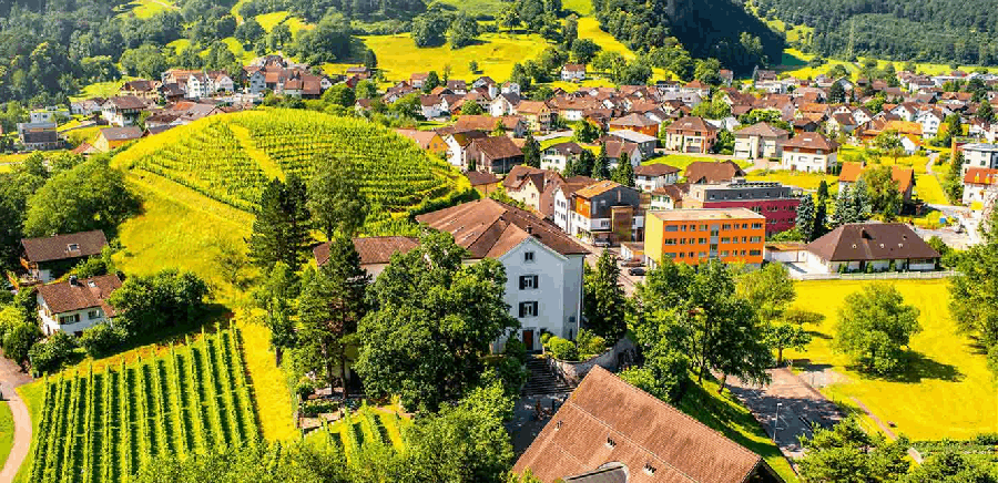 لا مطار ولا عملة خاصة بها ومع ذلك فإن سكانها أغنياء.. تعرفوا على هذه الدولة