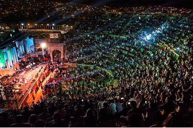 معرض عبق اللون يُبرز إبداعات المكفوفين في الفن التشكيلي