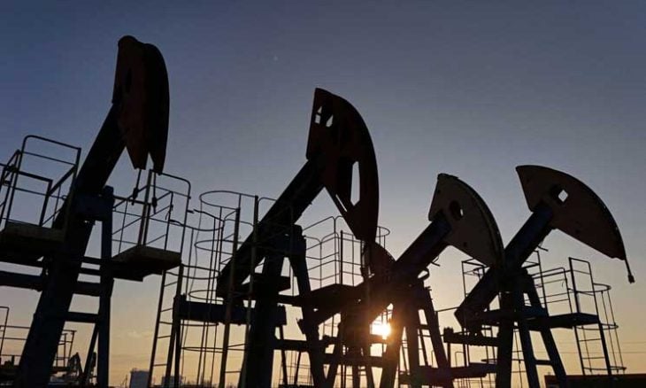 النفط يصعد بدعم تفاؤل حيال تطورات التجارة