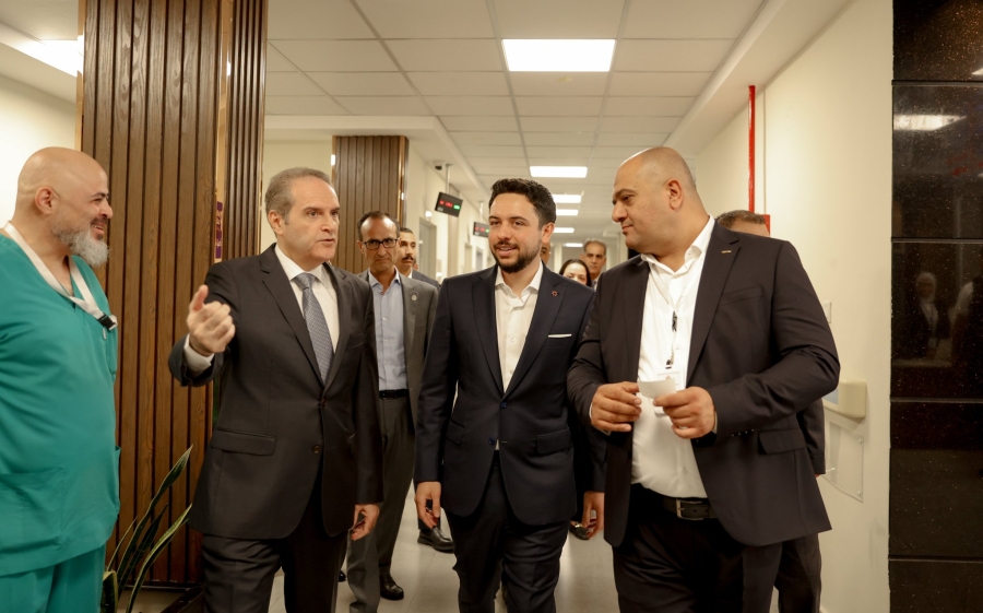 بالصور...ولي العهد يفتتح مركز الصحة الرقمية الأردني في لواء قصبة السلط