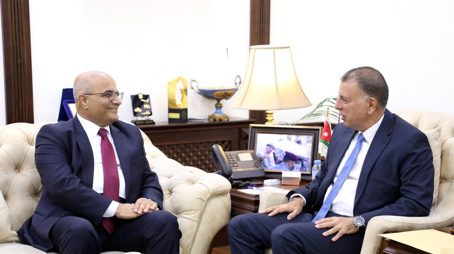 وزير الداخلية يلتقي مجلس نقابة الصحفيين الأردنيين