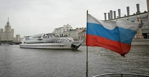 روسيا: زلزال عنيف يضرب أقصى شرق البلاد وتخوفات من تسونامي