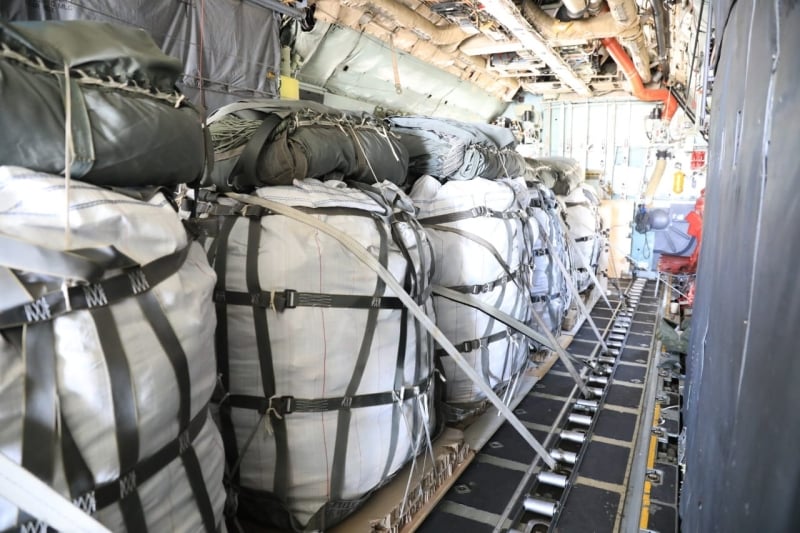 الأردن والإمارات ينفذان انزالين جويين جديدين على غزة