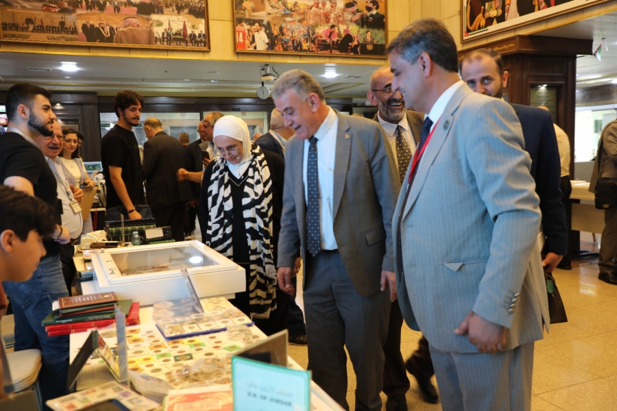 انطلاق فعاليات معرض عمّان الدولي السابع للطوابع والعملات