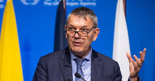 أونروا: إنزال المساعدات جوا إلى غزة غير كاف