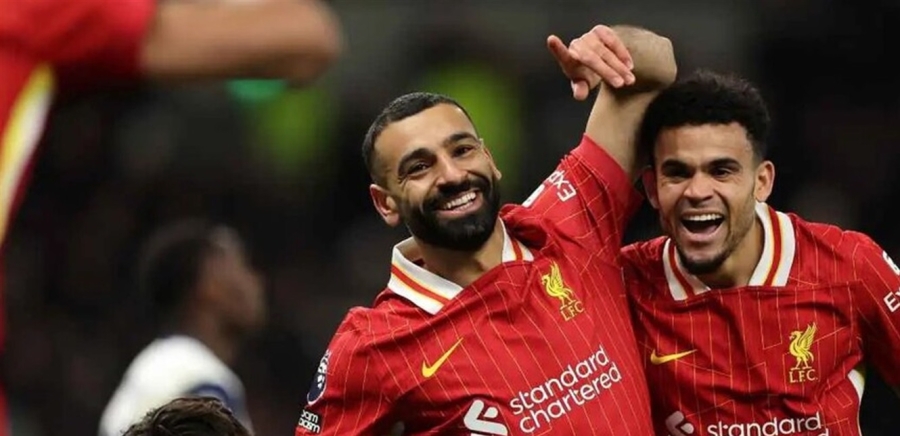 برسالة مؤثرة.. صلاح يودع زميله السابق في ليفربول (صور)