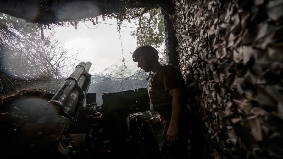 رويترز: الولايات المتحدة وحلف الأطلسي يطوران آلية تمويل لتزويد أوكرانيا بالأسلحة